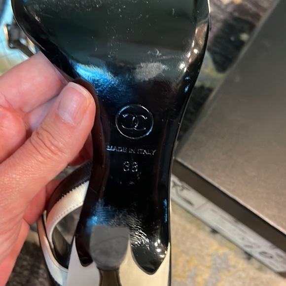 Gorgeous Chanel heels - Picture 6 of 6